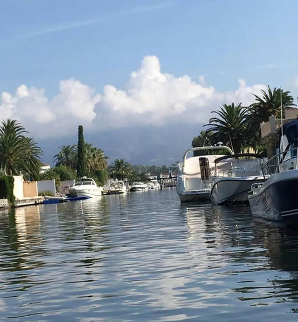 Empuriabrava, T2, Terrasse, Barbecue Apartment