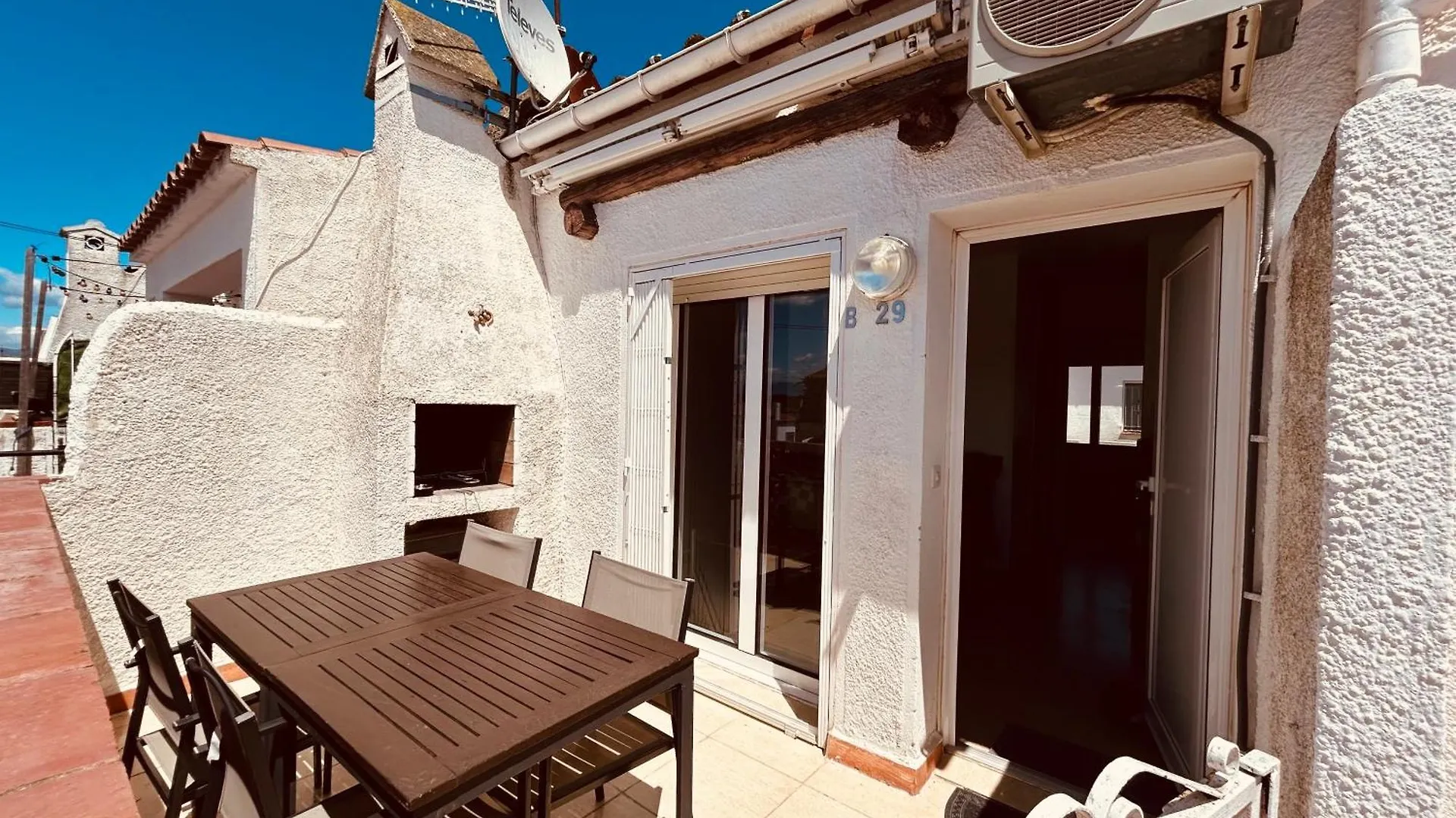 Empuriabrava, T2, Terrasse, Barbecue Apartment
