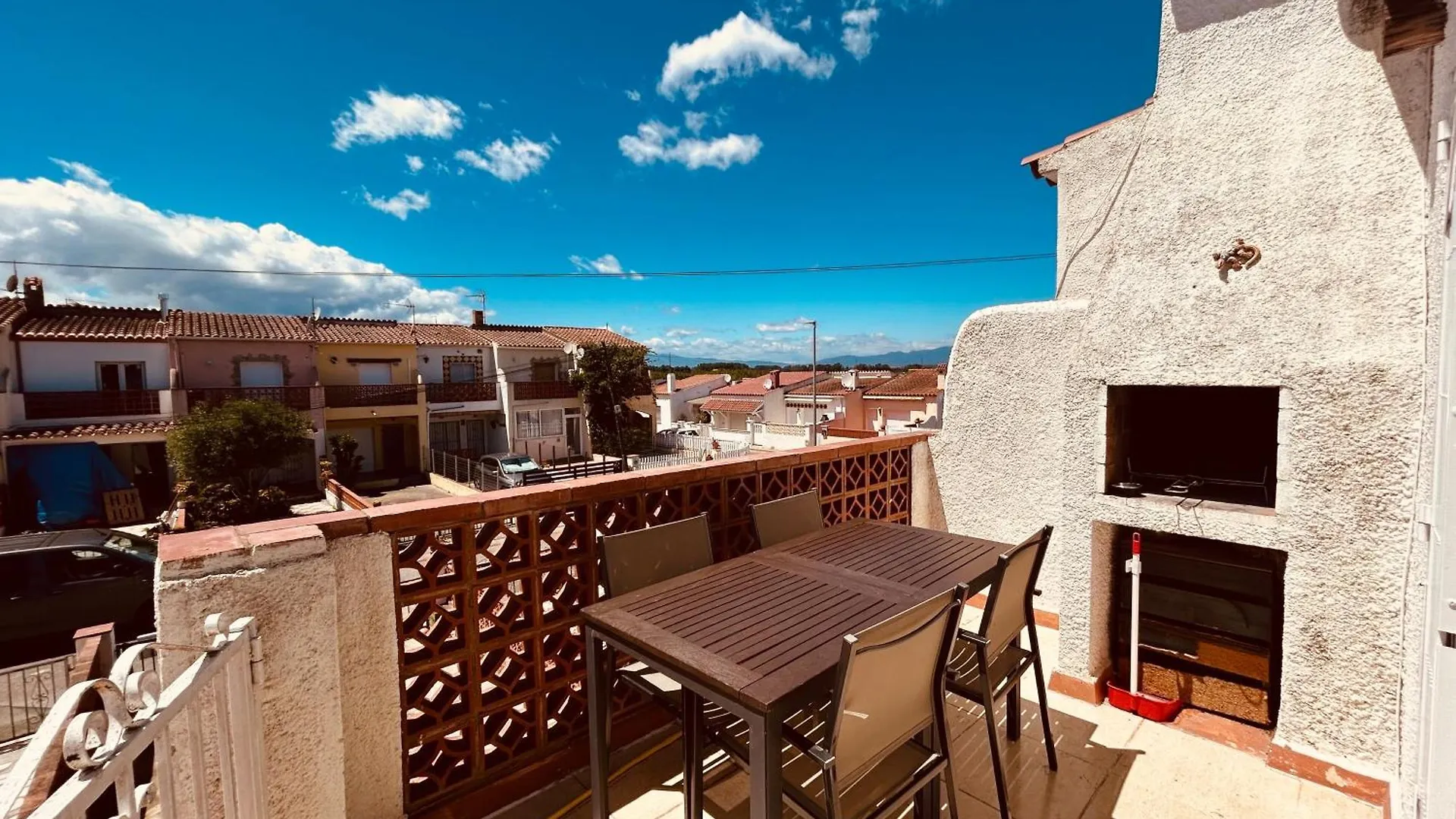 Appartamento Empuriabrava, T2, Terrasse, Barbecue Spagna
